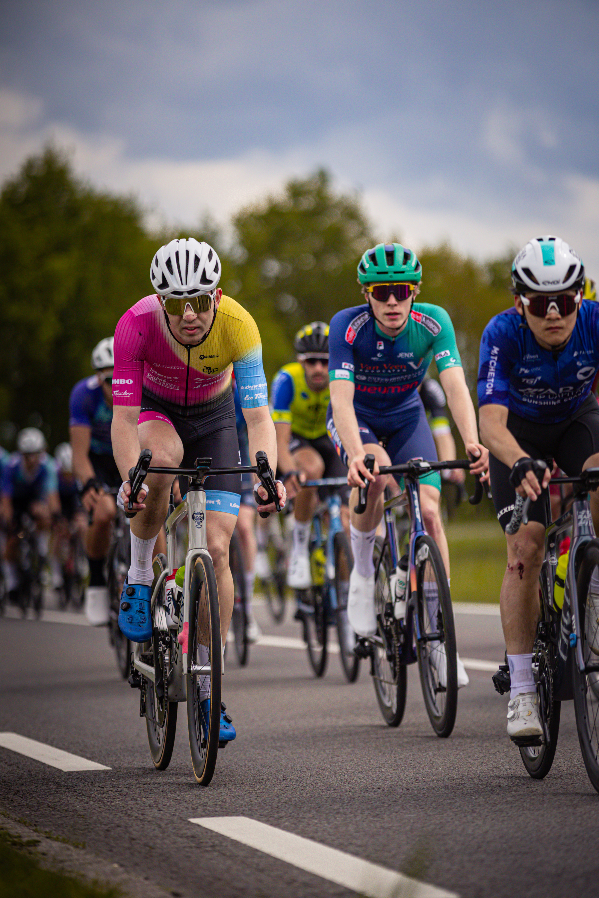 A group of men cycling in the Ronde van Overijssel.