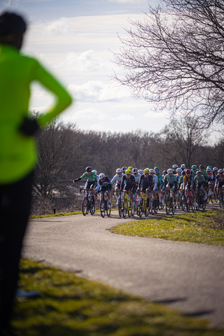 A group of cyclists in a race in the town of Ster van Zwolle.